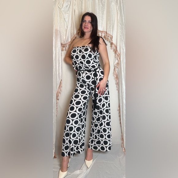 Arielle Strapless Black & White Jumpsuit Size Small - Picture 4 of 4